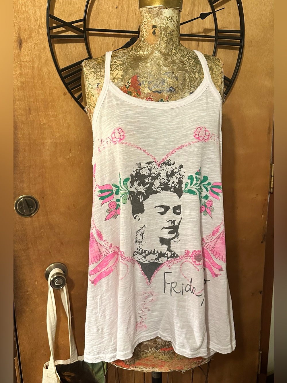 Magnolia Pearl Frida Graphic White Tank Top with Pink & Green Artwork